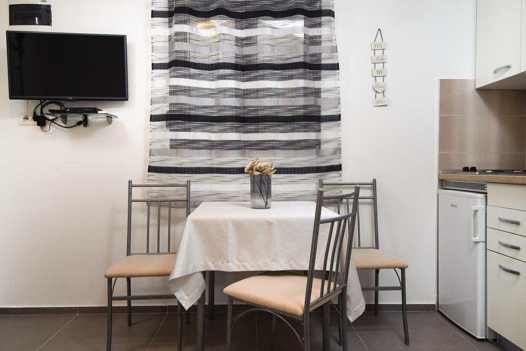 La Perla Luxury Apartments سبليت الغرفة الصورة