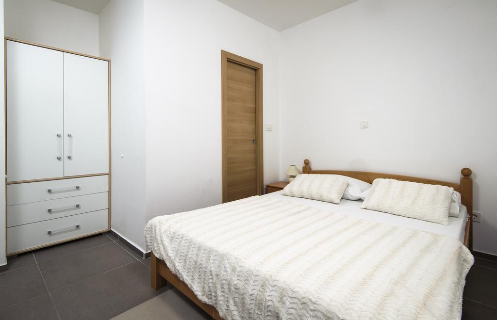 La Perla Luxury Apartments سبليت الغرفة الصورة